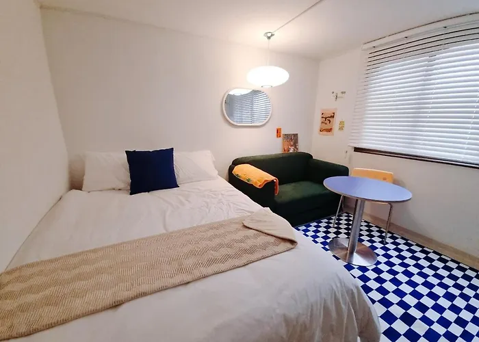 아파트 Dmc St, Hongik Station, Cozy 2rooms, Luxury Mattress, 3 Minutes By Airport Railroad 서울특별시